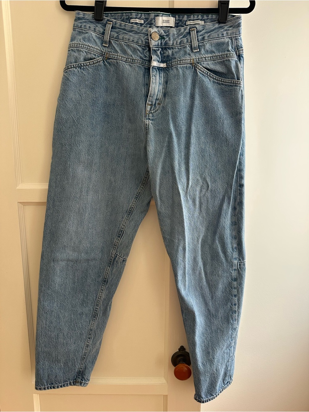 Closed Denim X-Lent Tapered Jean in Size 28